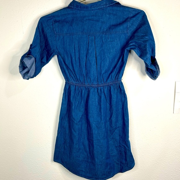 Speed Limit Girl’s Size 10 Chambray Shirt Dress Denim Roll Tab Casual School - Picture 8 of 8